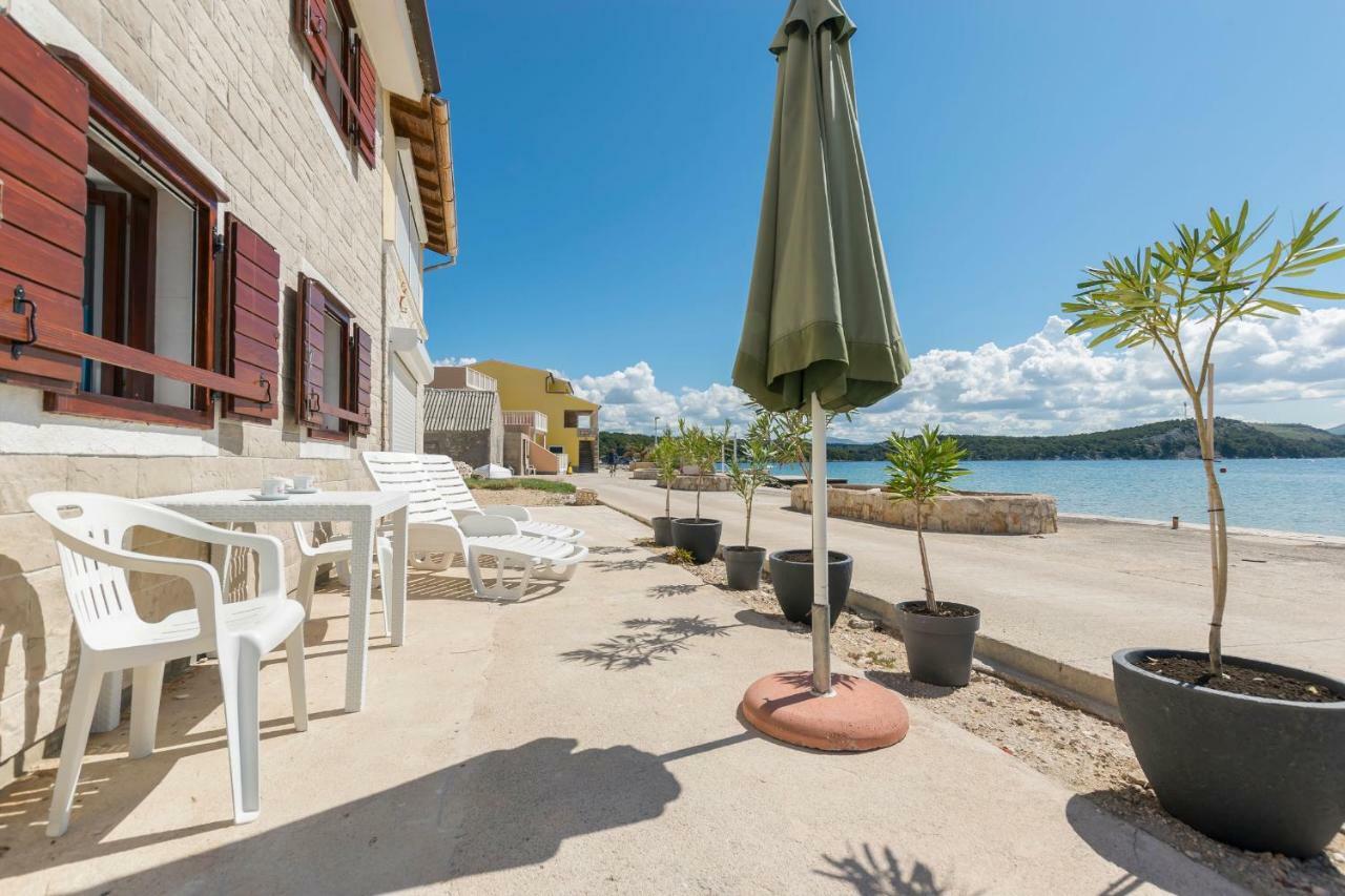 Apartment Island Dream Krapanj Exterior photo